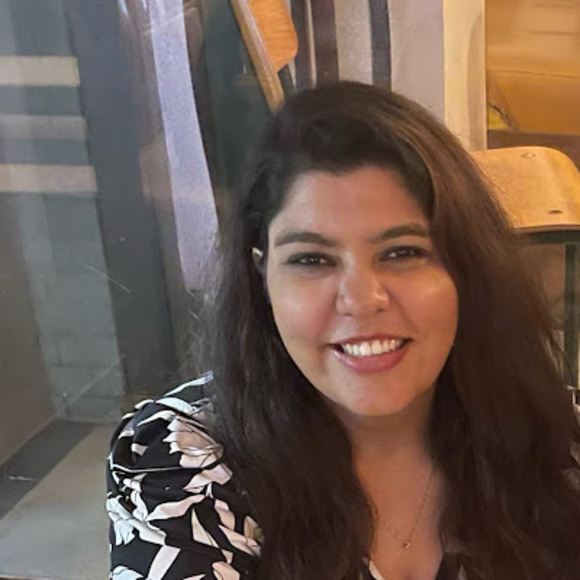 Meet your Posher, Neelakshi - Picture 1 of 1